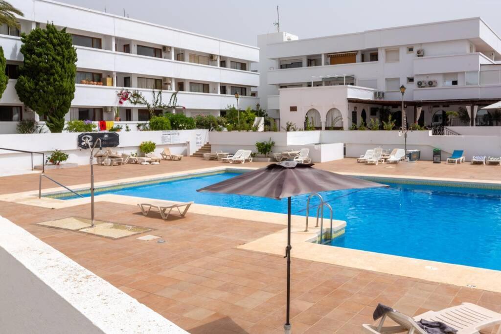 Apartment Precioso Apto. 1ª Linea Del Mar. Piscina, Parking.